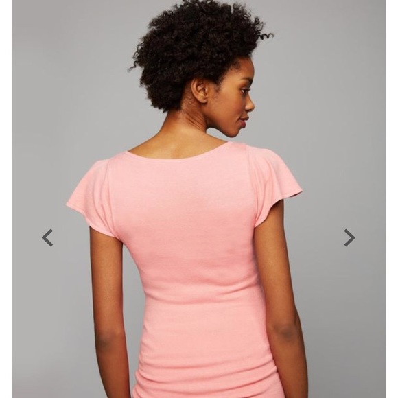 Flutter sleeve maternity top - Picture 2 of 2